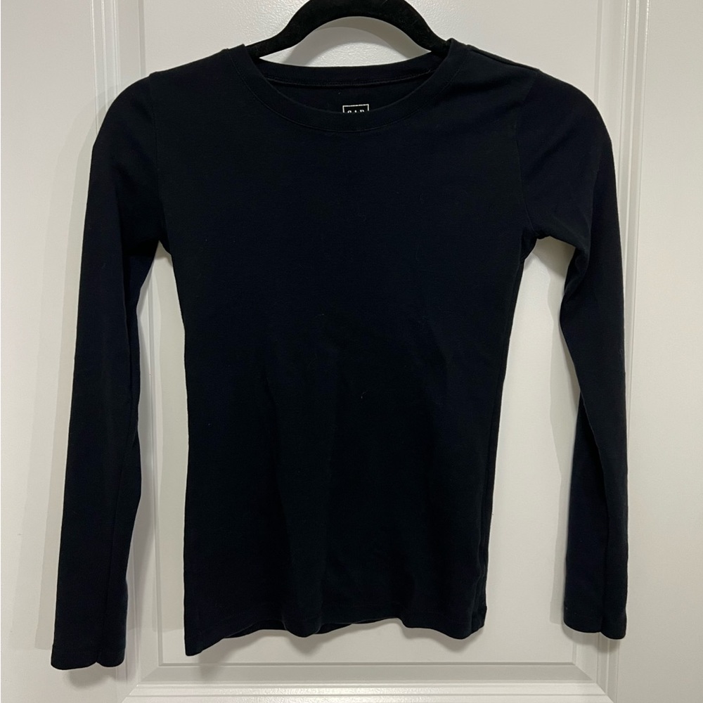 GAP Black Long Sleeve Tee